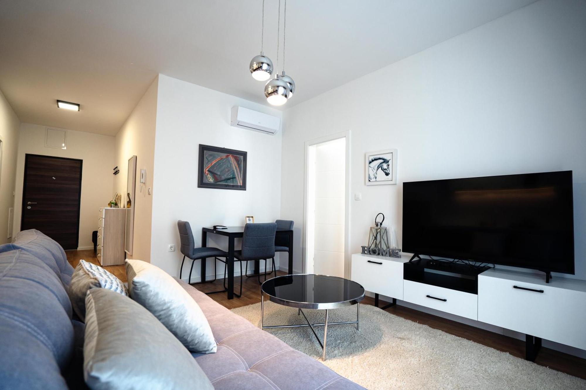 Toro Hospitality Apartment โมสตาร์ ภายนอก รูปภาพ